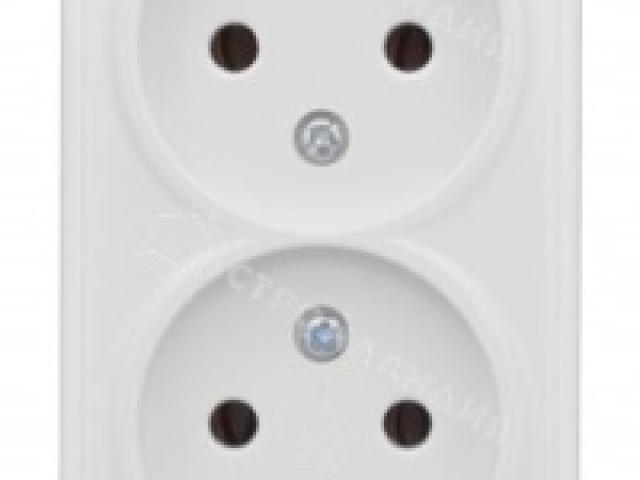 Розетка двойная встраиваемая EKF Минск без заземления белая, 