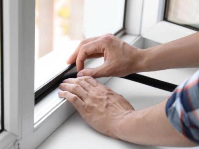 Замене уплотнителей на окнах ПВХ, Минск
