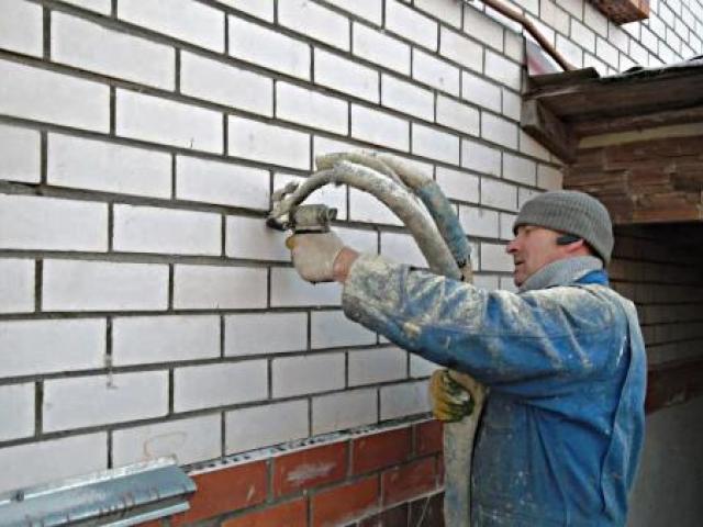 Полиуретановая пена утеплитель заливка пустот напыление / Гидроизоляция, Шебекино