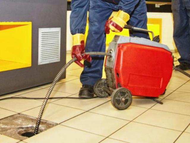 +7978 771-02-51 Прочистка канализационных труб профессионалом Симферополь, Симферополь