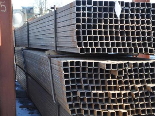 Продаём профильную трубу металлическую, Москва