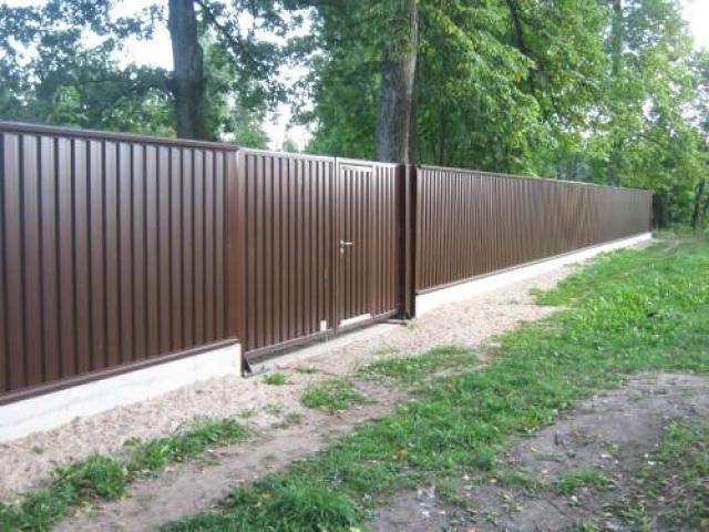 Установка забров из профнастила, Москва