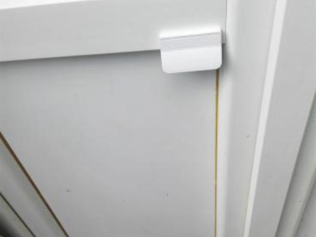 Установка демократичных ручек на пластиковые окна, двери, Тула