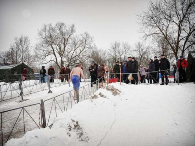 Шатер для Крещения, Москва