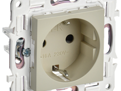 Розетка с заземлением без защитных шторок 16А IEK SK-R05B бежевый