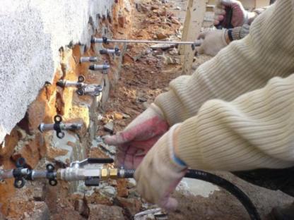 Устранение проседания дома, укрепление фундамента без копки, Новочеркасск