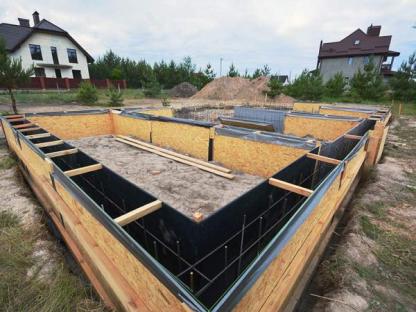 Строители фундамента для дома в Пензе - бригада, Пенза