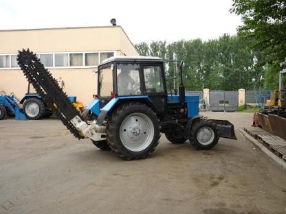 Аренда грунтореза траншеекопателя, услуги бары ЭТЦ, Москва